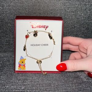 ✨🆕 Disney Winnie the Pooh Holiday Bracelet